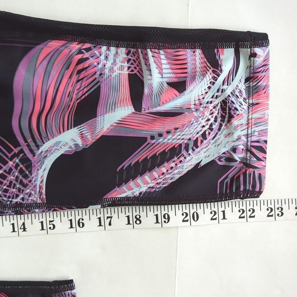 Nike Dri-Fit Workout Capri Pants LARGE Black Multi - Picture 15 of 16